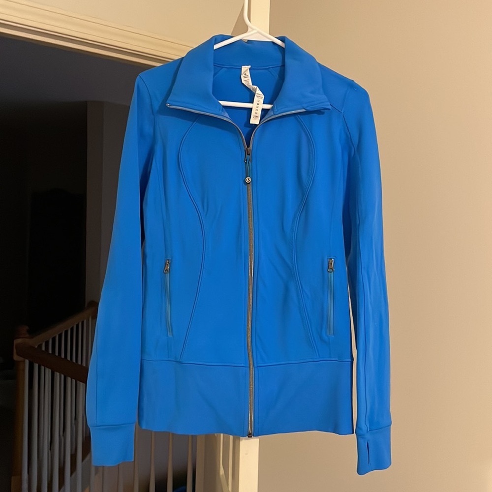 Lululemon Women’s workout athleisure jacket